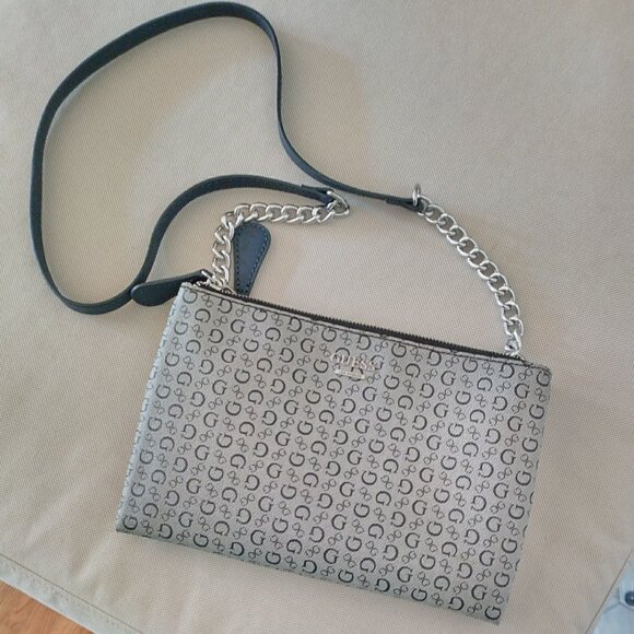GUESS Logo-Print Crossbody Bag EUC - Picture 1 of 9